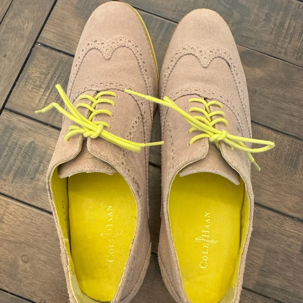 Cole Haan Womens Alisa Oxfords Taupe Suede Neon Yellow Brogue Wingtip Size 9.5